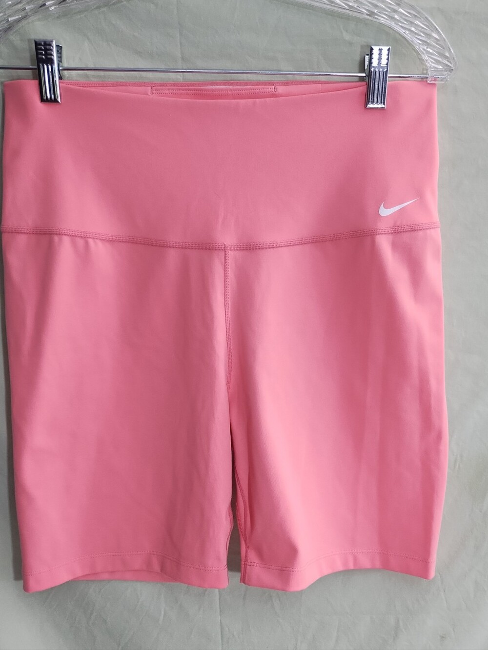 NIKE ONE DRI-FIT TRAINING BIKE WOMEN'S 7 IN  HIGH W SHORTS PINK /  SIZE LARGE